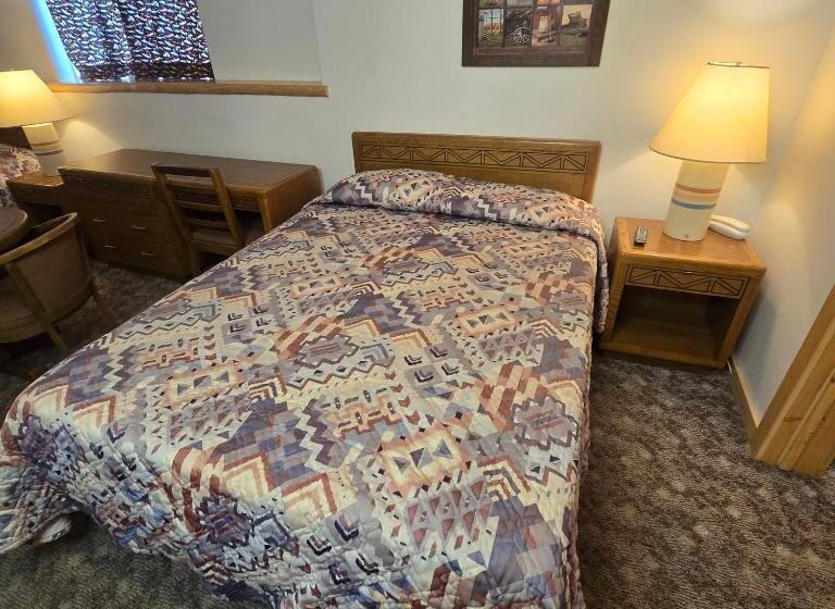 デラックストリプルルーム, Jared S Wild Rose Ranch Resort