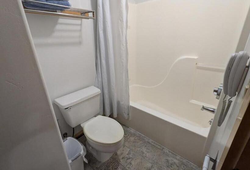 ベーシックトリプルルーム, Jared S Wild Rose Ranch Resort