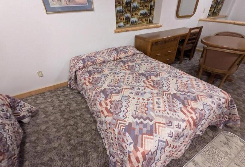 ベーシックトリプルルーム, Jared S Wild Rose Ranch Resort