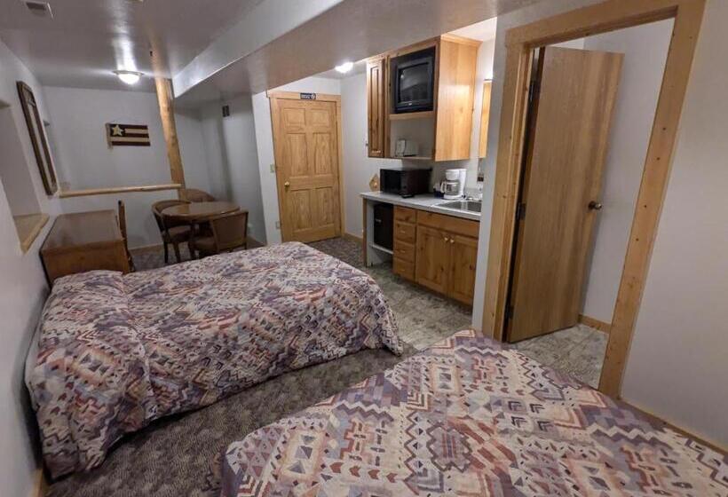 ベーシックトリプルルーム, Jared S Wild Rose Ranch Resort