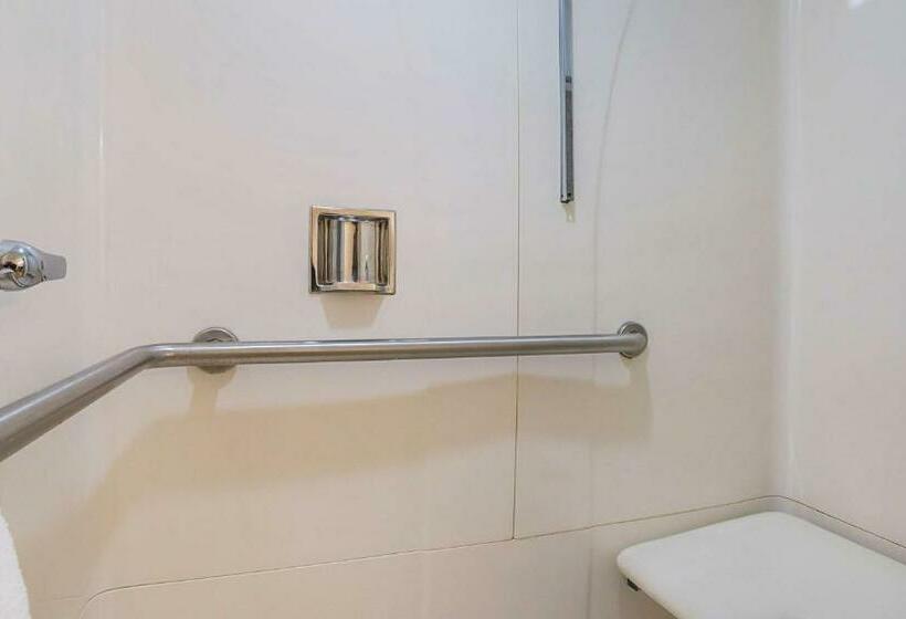 غرفة قياسية لذوى الاحتياجات الخاصة, Motel 6 Round Rock, Tx