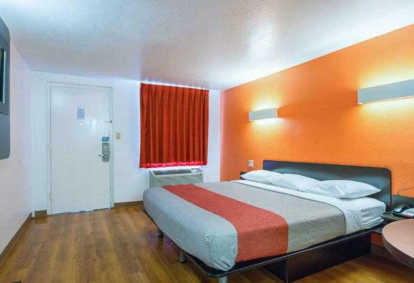 Номер Стандарт Адаптированный для Инвалидов, Motel 6 Round Rock, Tx