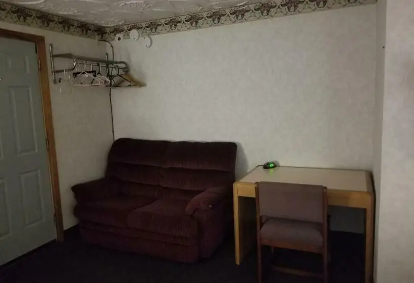 キングサイズベッドのスタンダードルーム, Budget Inn And Suites Eagan