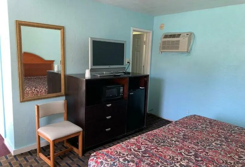 キングサイズベッドのスタンダードルーム, Travel Inn Daytona