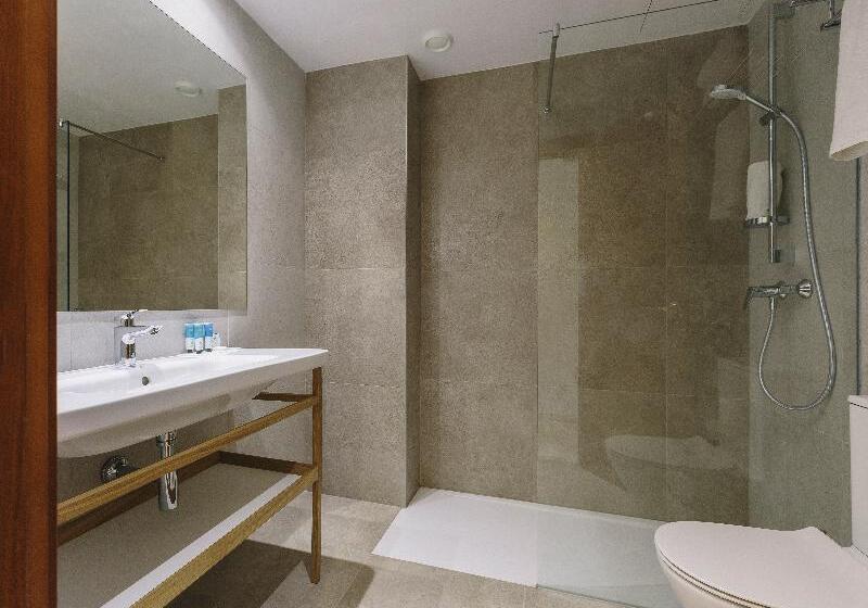 غرفة قياسية سرير كينج, Travelodge By Wyndham Redwood Falls