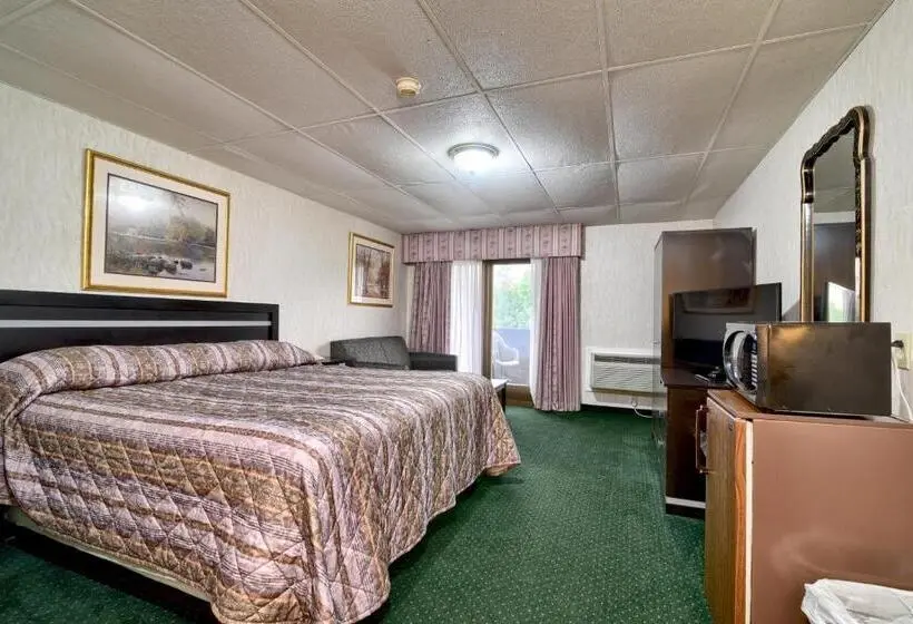 Standard-huone King-vuode, Roosevelt Inn & Suites Saratoga Springs