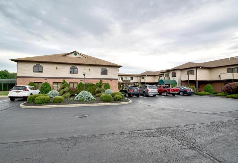 جناح سرير كينج, Roosevelt Inn & Suites Saratoga Springs