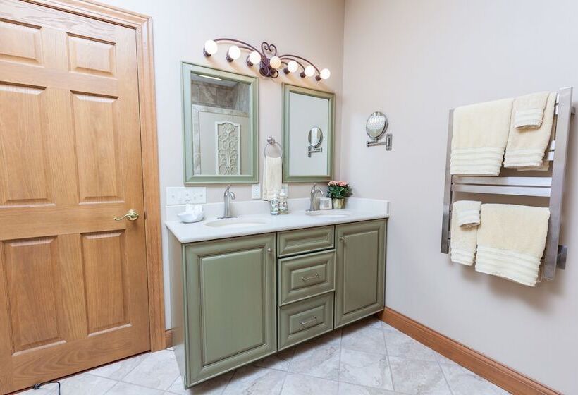 סוויטה, Scottish Bed & Breakfast