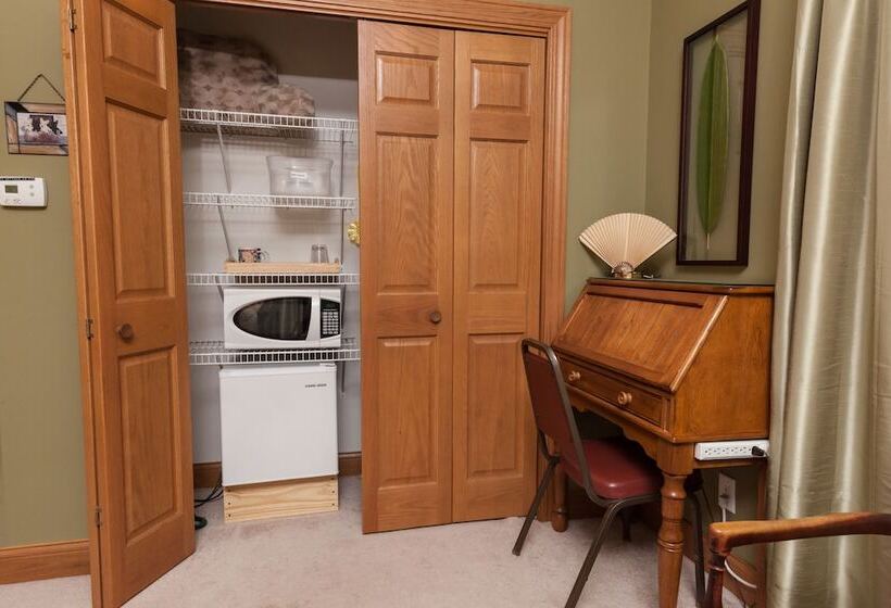 جناح, Scottish Bed & Breakfast