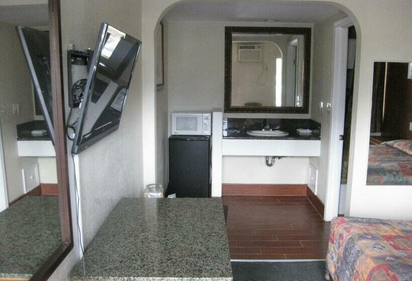 Номер Стандарт, Sunshine Motel