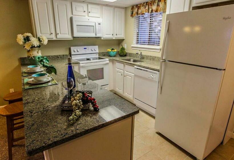 Апартаменты Deluxe 2 Спальни, Tanglwood Resort