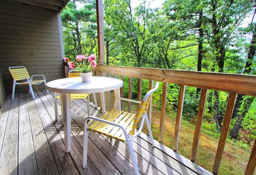 Апартаменты 1 Спальня, Tanglwood Resort