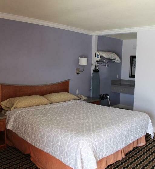 Стандартный Номер Кровать Кинг, Trails Motel