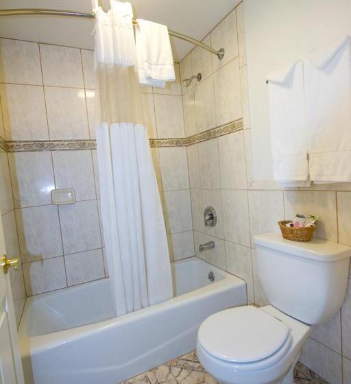 Семейный Номер, Trails Motel