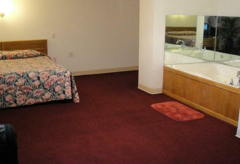 غرفة قياسية سرير كينج, Villa Inn Motel Near Hwy 12 Wi Capital O