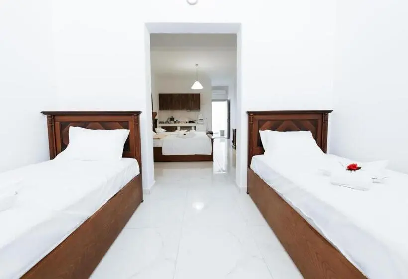 Quarto Familiar, Dodomar Selection