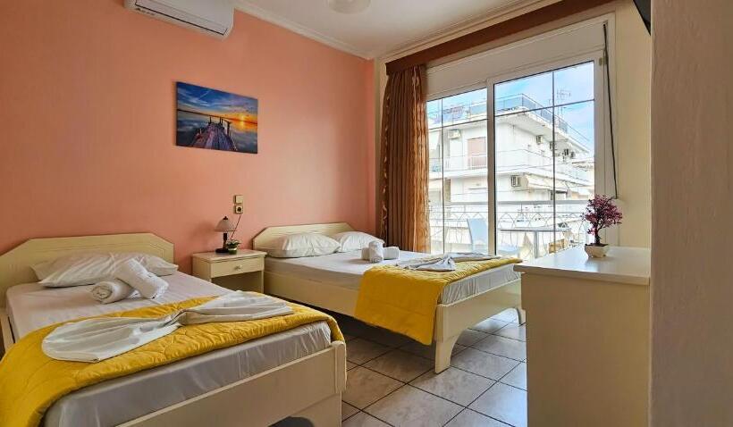 标准间带阳台, Chariclia