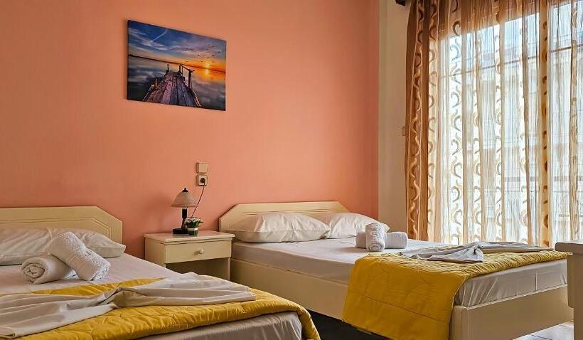 标准间带阳台, Chariclia