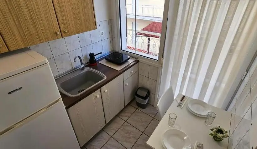 Chambre Triple Confort, Chariclia
