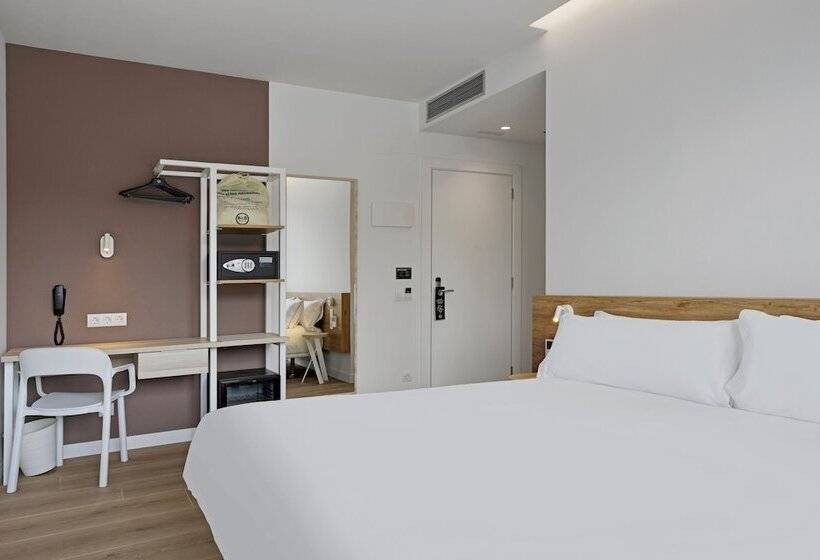 اتاق استاندارد, B&b Hotel Castro Urdiales