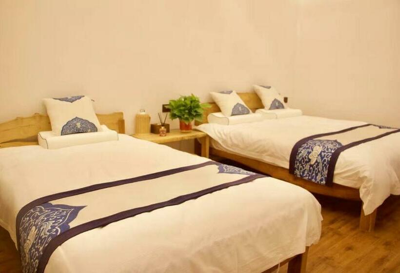 Üç Kişilik Standart Oda, Eastwood Inn Xi'an