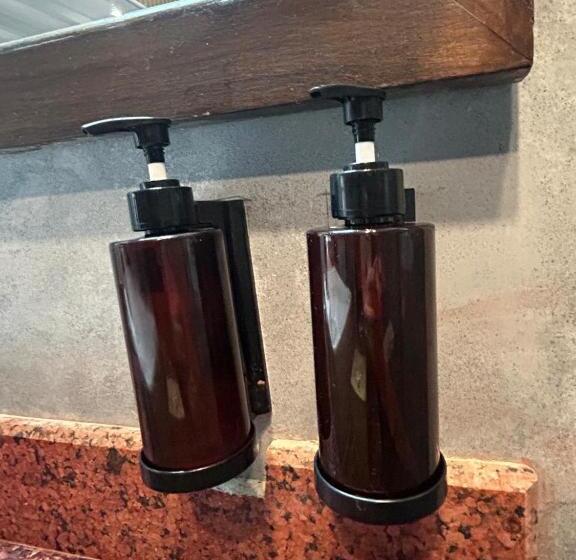 اتاق استاندارد با تخت بزرگ, Regenta Resort & Spa By Riverside, Chitwan