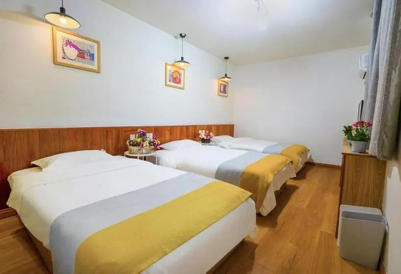 スタンダードトリプルルーム, Xi An Travelling With Hotel South Gate