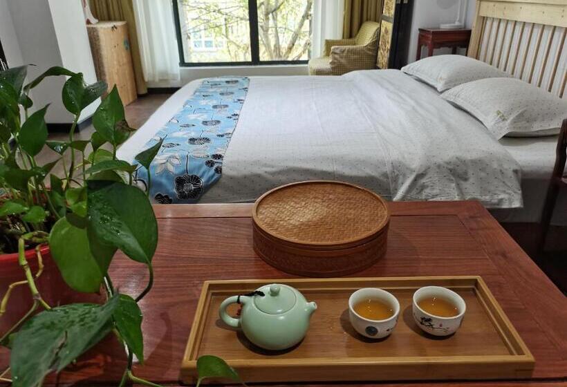 غرفة عائلية, Xi An Travelling With Hotel South Gate
