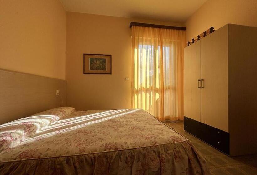 اتاق استاندارد, Diana