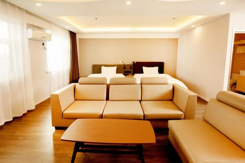 デラックスルーム, Hanting  Changchun Heping Street