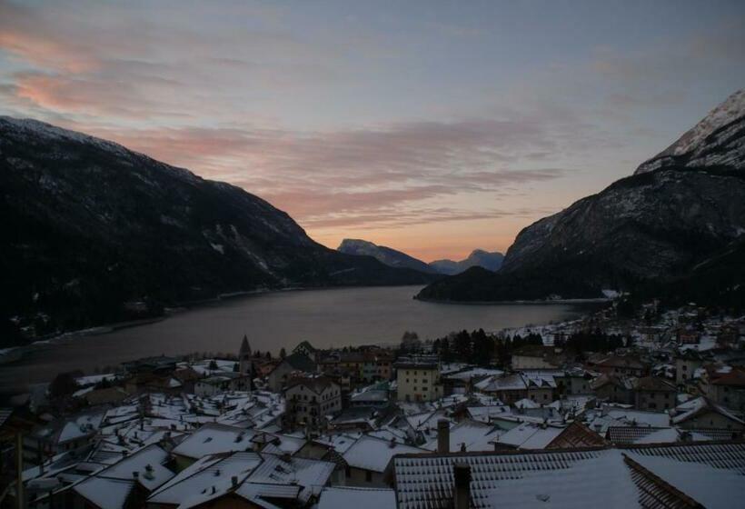 标准间带湖景, Lory Molveno Dolomiti