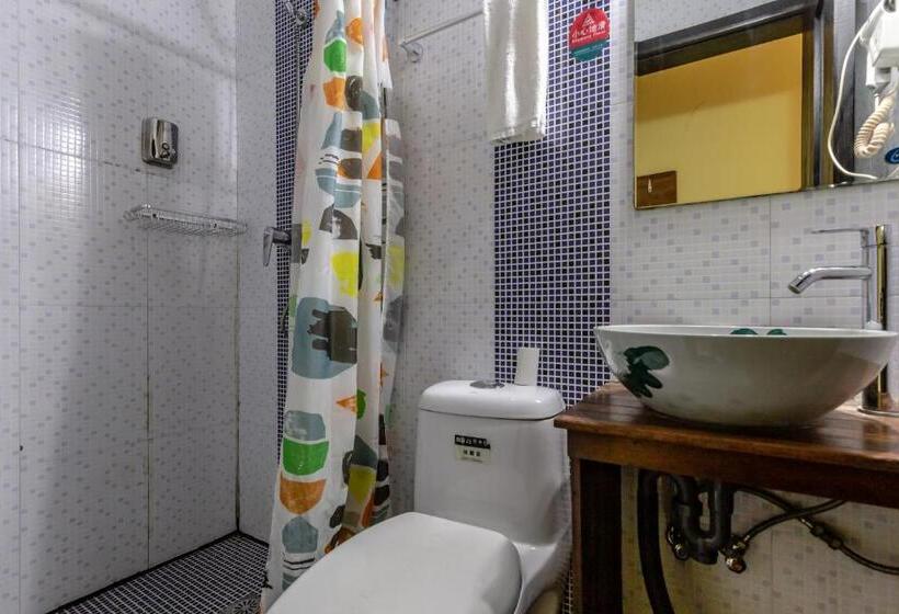 Номер Стандарт Индивидуальный, Hofang Guest House