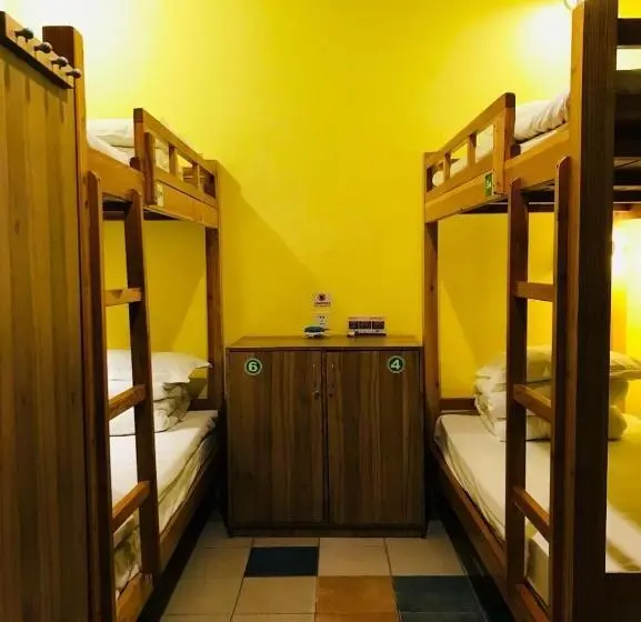Bed in Shared Room with Shared Bathroom, Hofang Guest House