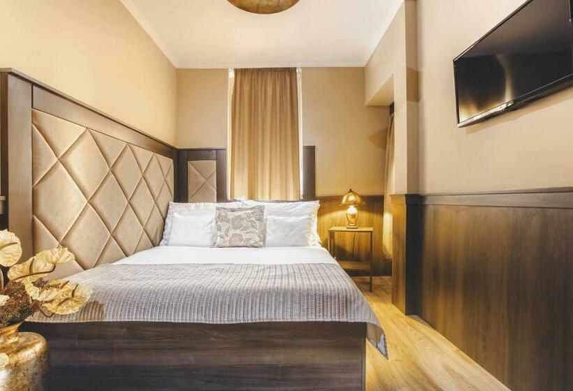 Номер Стандарт, Komló Hotel Gyula