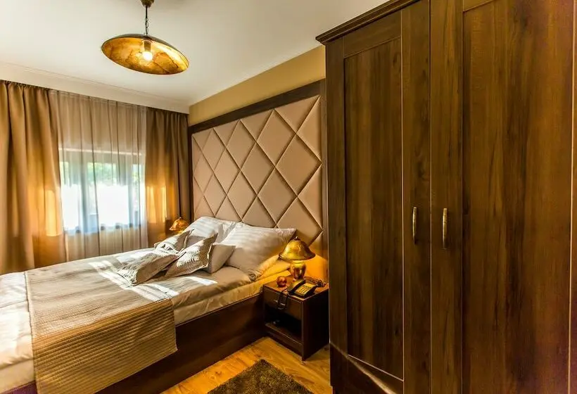 اتاق استاندارد, Komló Hotel Gyula