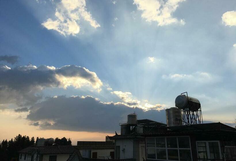 חדר סטנדרט עם מיטת קינג, The Lily Pad Inn