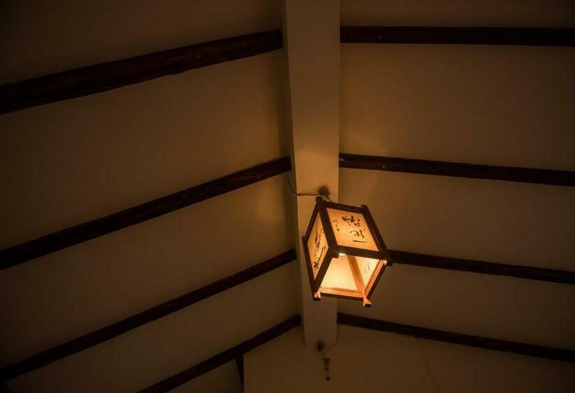 Quarto Estandar Cama King, The Lily Pad Inn