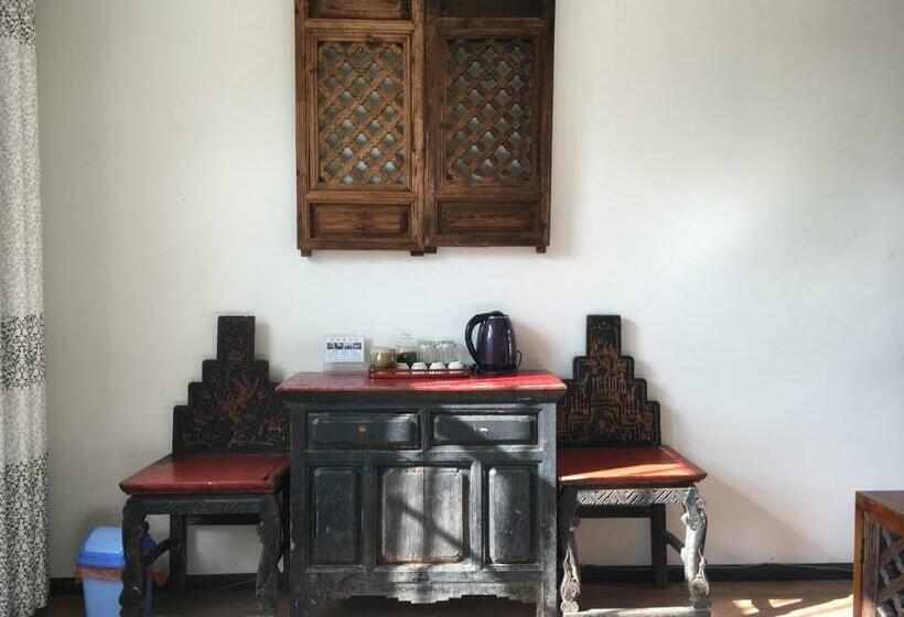 חדר סטנדרט עם מיטת קינג, The Lily Pad Inn