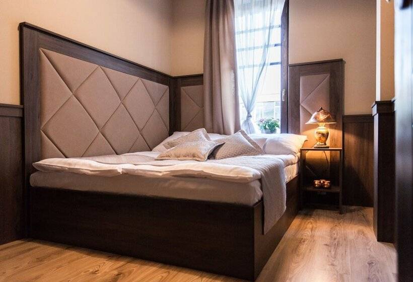 חדר סטנדרט, Komló Hotel Gyula