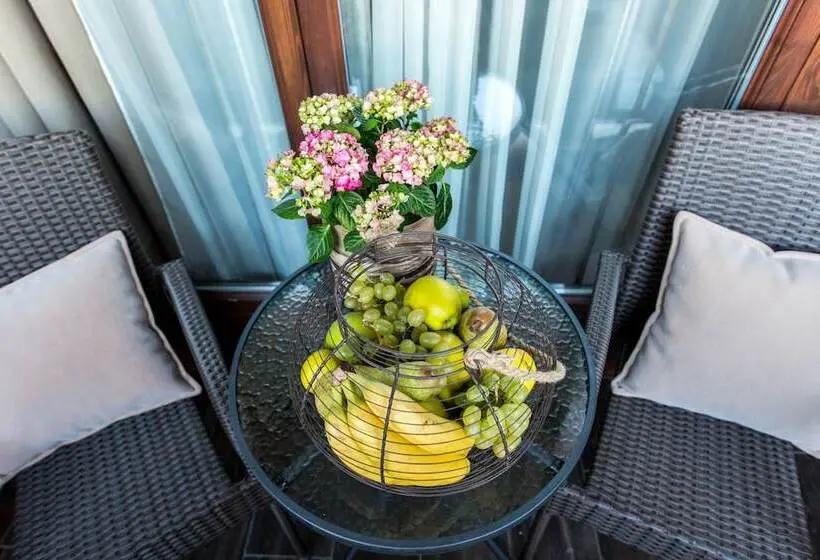 اتاق سوپریور, Komló Hotel Gyula