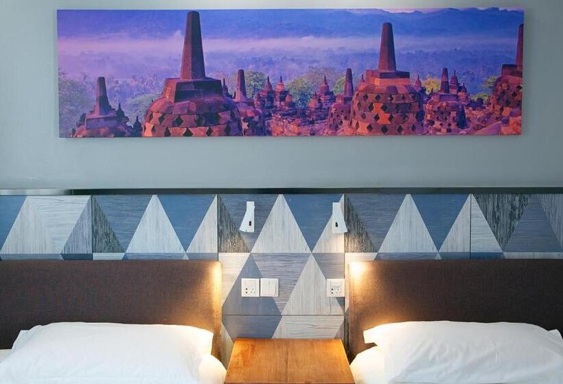 Номер Стандарт, The Cloudland International Youth Hostel Close To The City Center,15 Min Walks To The Subway, Close