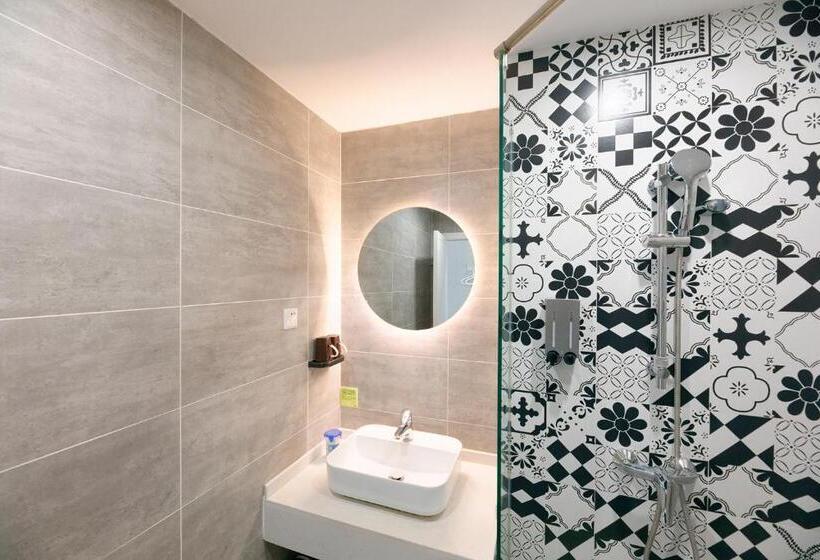 Camera Standard, The Cloudland International Youth Hostel Close To The City Center,15 Min Walks To The Subway, Close