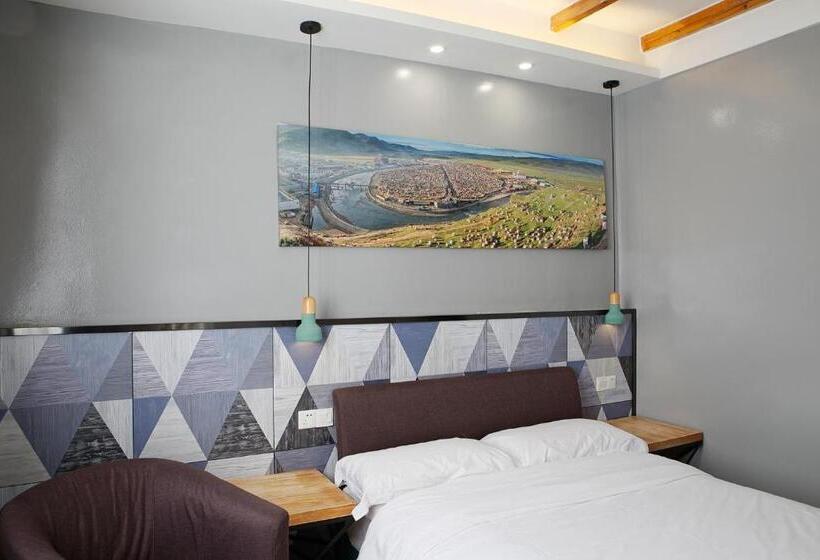 Номер Стандарт, The Cloudland International Youth Hostel Close To The City Center,15 Min Walks To The Subway, Close