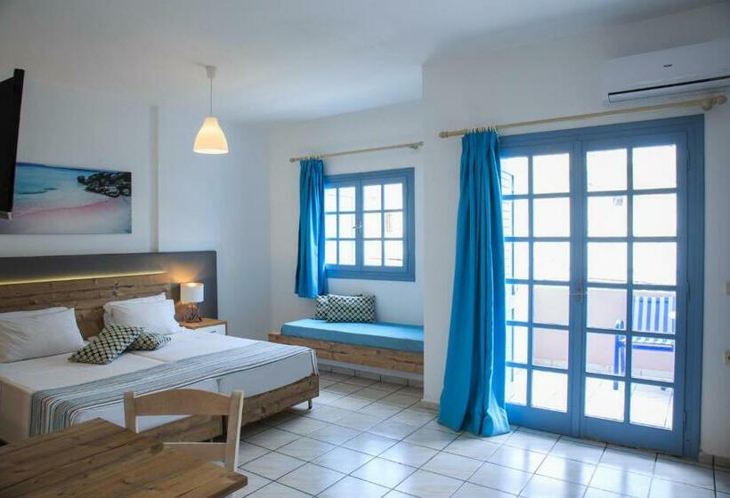 חדר סופריור צדדי נוף לים, Almare Beach