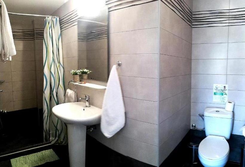 חדר סופריור נוף לגינה, Almare Beach