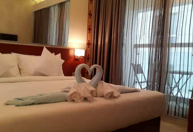 سوییت اجرایی, Coventina Lake Suites