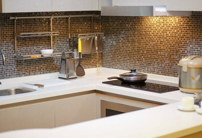 سوییت اجرایی, Coventina Lake Suites