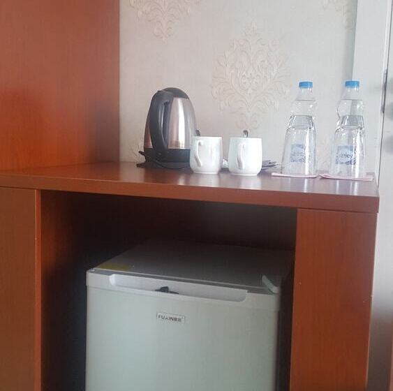 اتاق لوکس با چشم‌انداز دریاچه, Coventina Lake Suites