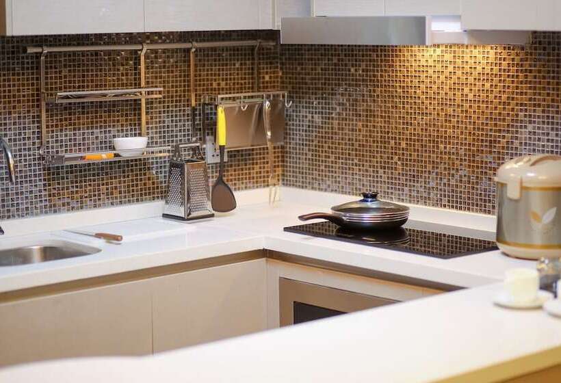 سوییت اجرایی, Coventina Lake Suites