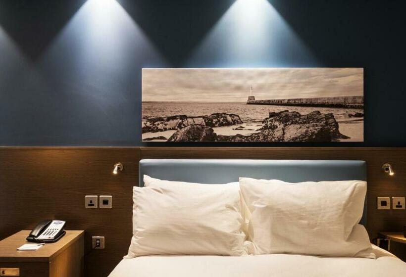 スタンダードルーム, Hampton By Hilton Aberdeen Airport